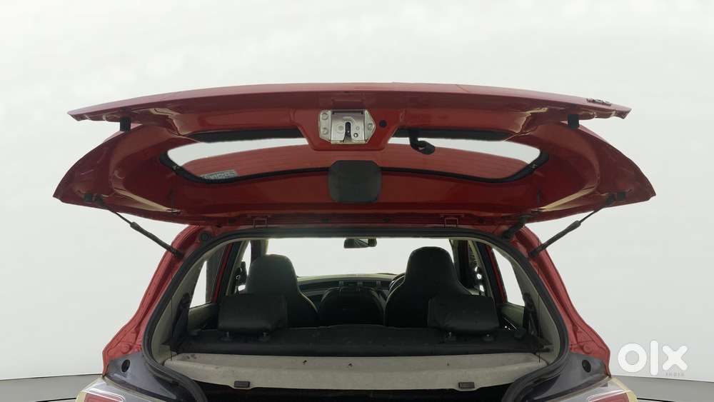 Mahindra Kuv100 Nxt 1.2 K8 Petrol 6 Str, 2017, Petrol