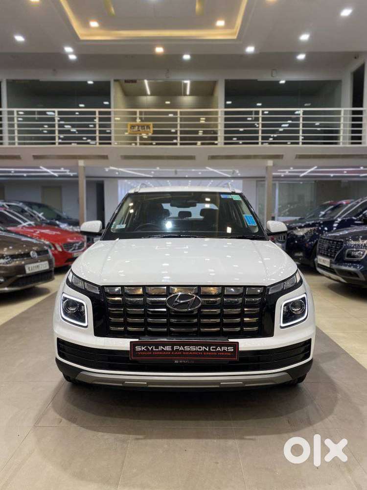 Hyundai Venue Sx Plus Turbo Dct, 2025, Petrol