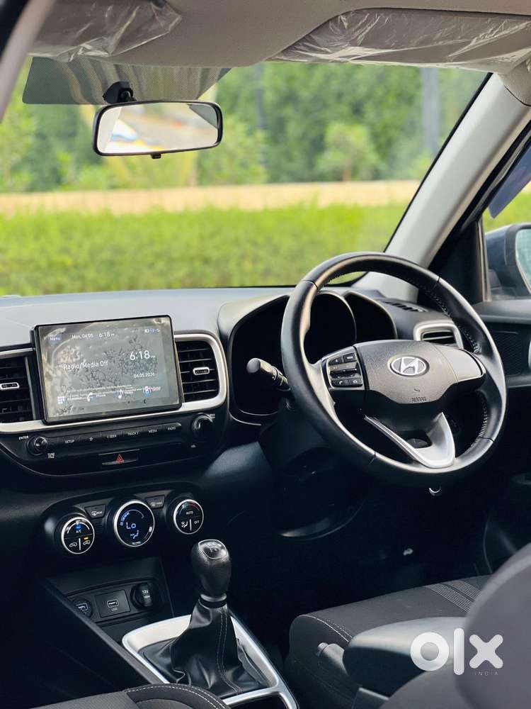 Hyundai Venue 1.2 S Plus, 2021, Petrol