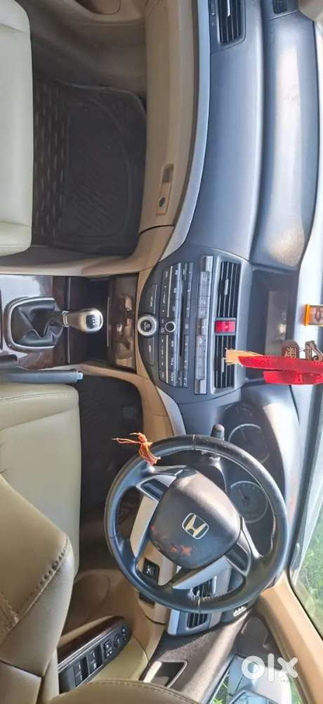 Malook Gadi Hai Urgent Sale