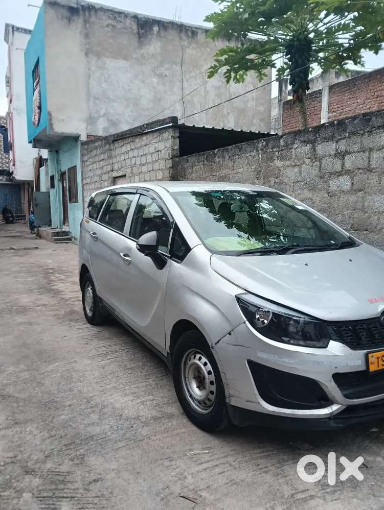 Mahindra Marazzo Diesel 2019