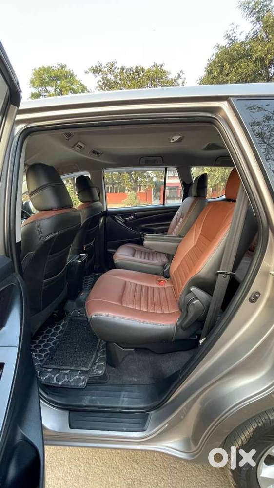 Toyota Innova Crysta 2.4 Gx Mt, 2018, Diesel