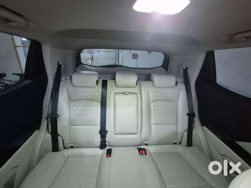 Mahindra Xuv400 2024 Electric With Company Charger In Good Condition