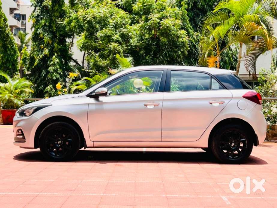 Hyundai I20 2009-2011 1.4 Asta (at), 2018, Petrol