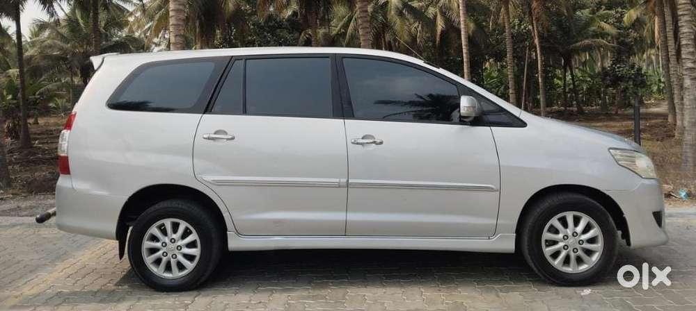 Toyota Innova 2.5 Vx 8 Str, 2012, Diesel