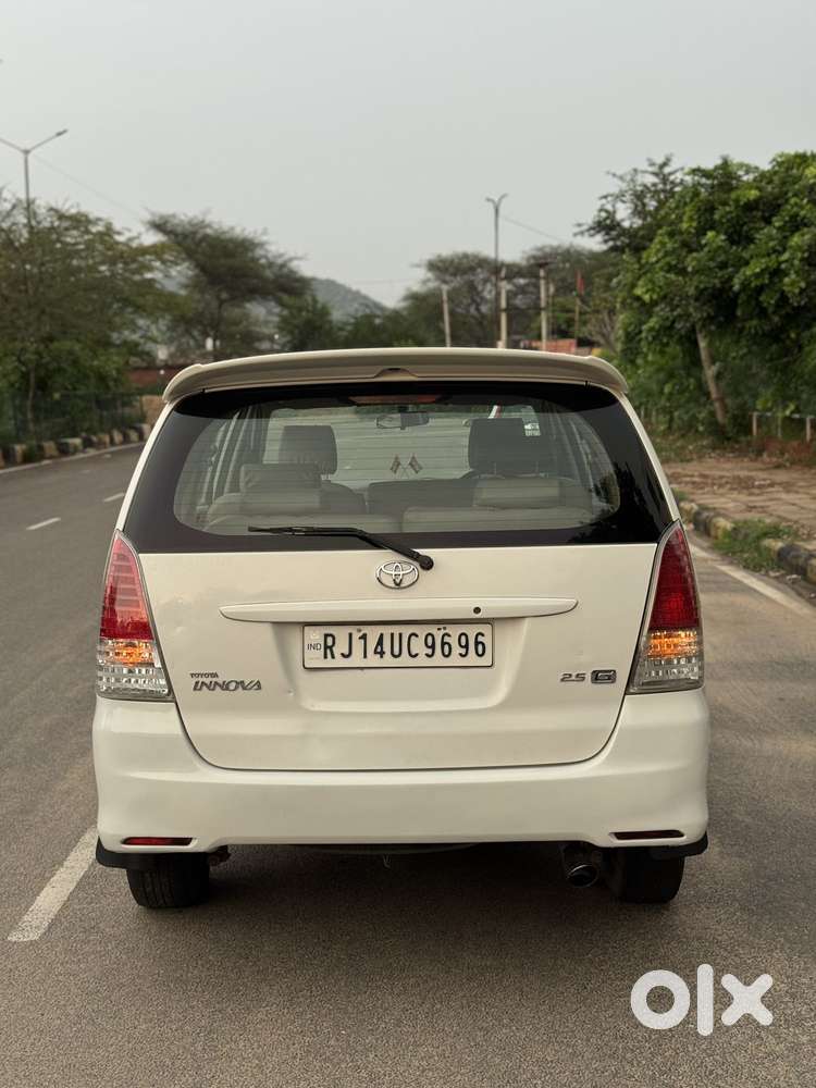 Toyota Innova, 2011, Diesel