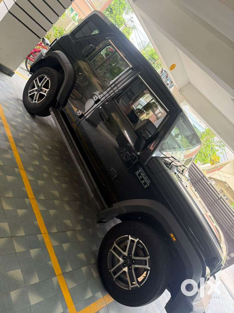Mahindra Thar Roxx 2025