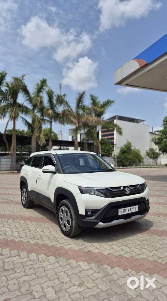 Maruti Suzuki Brezza 1.5 Lxi Smart Hybrid, 2023, Petrol