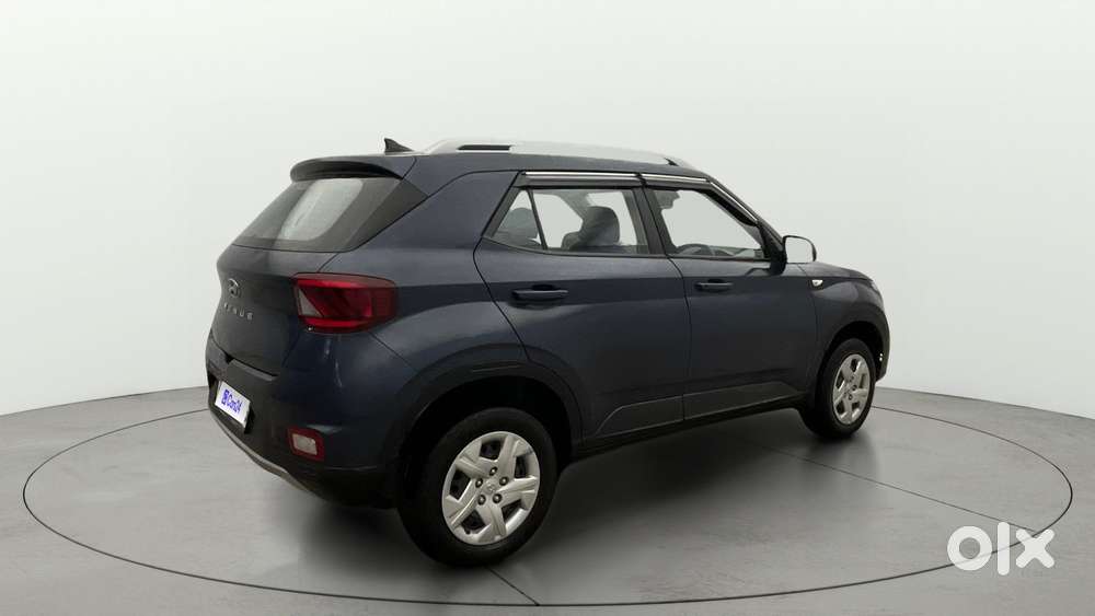 Hyundai Venue S, 2022, Petrol