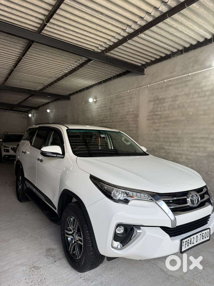 Toyota Fortuner 4x2 At 2.8 Diesel, 2019, Diesel