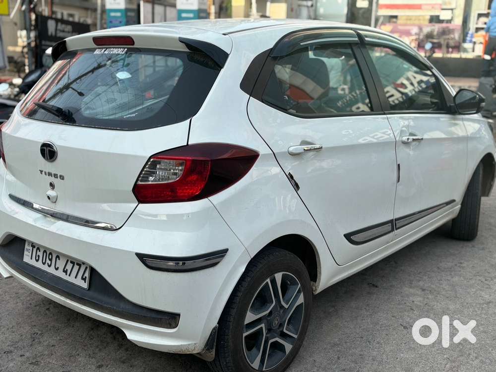 Tata Tiago Petrol 2024