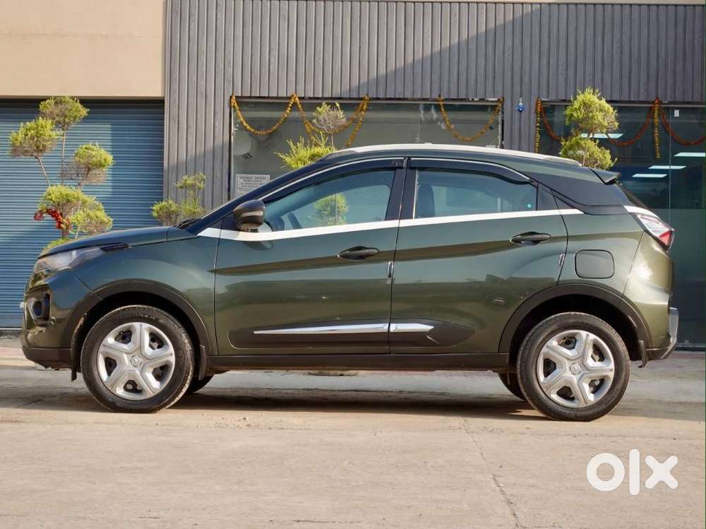 Tata Nexon 1.5 Revotorq Xm (s), 2021, Petrol