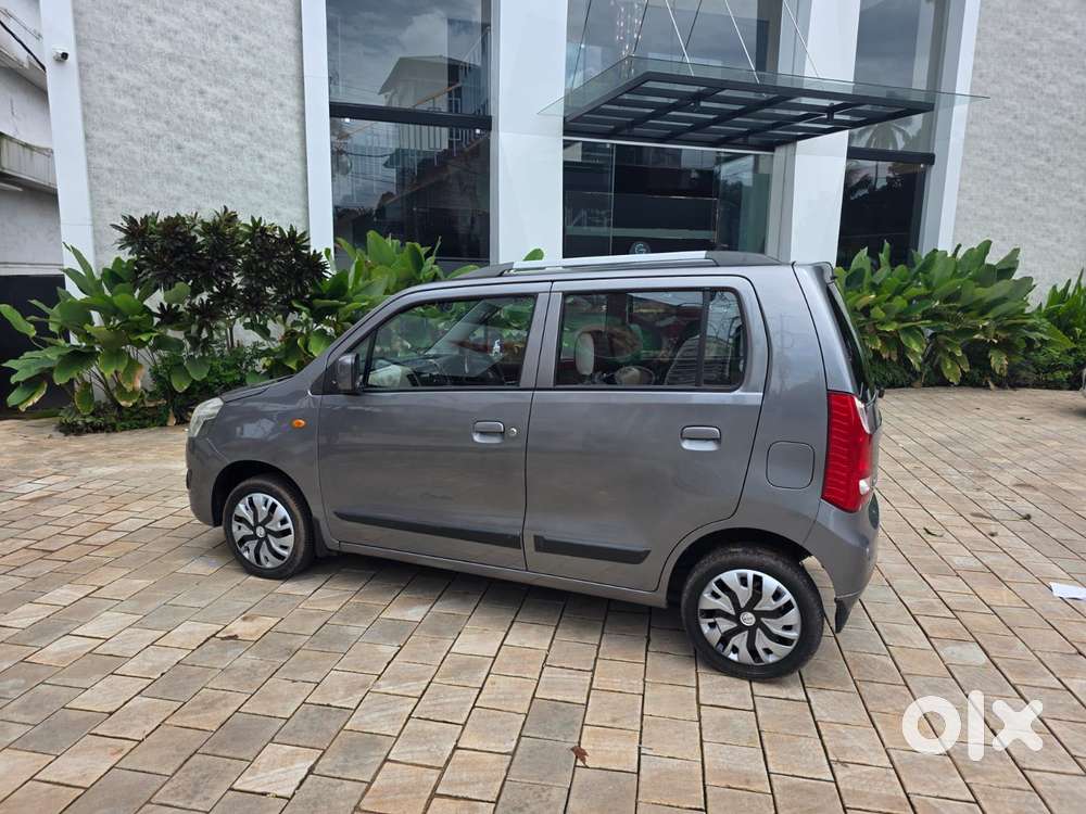 Maruti Suzuki Wagon R Amt Vxi, 2017, Petrol