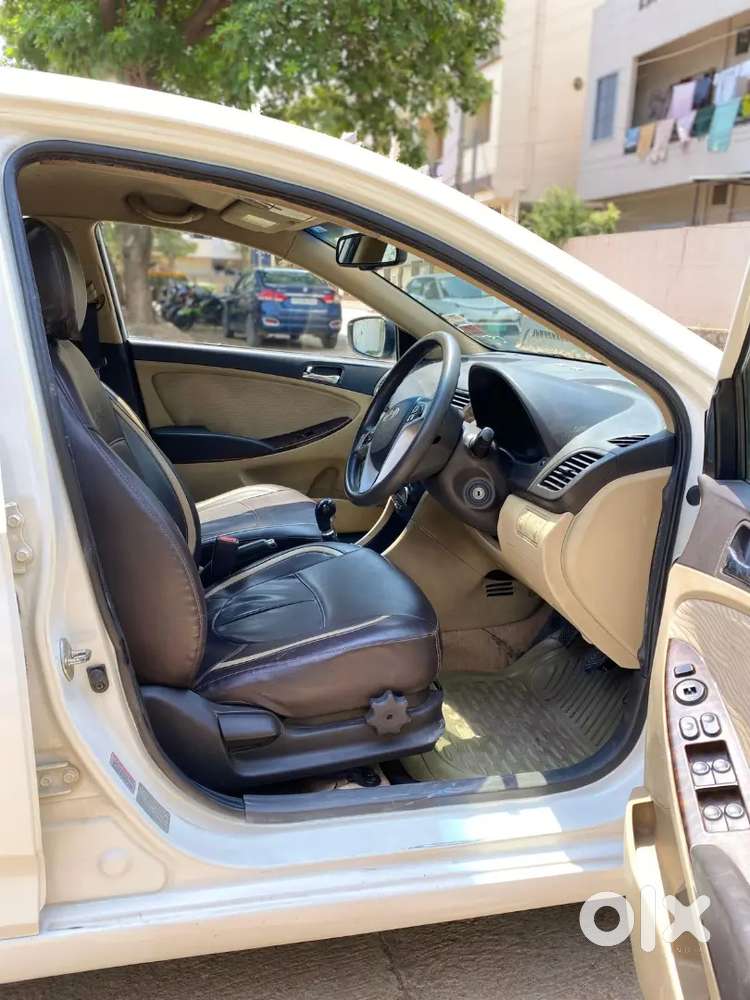 Hyundai Verna 2013 Diesel 118000 Km Driven