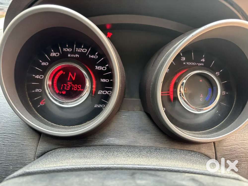 Mahindra Xuv500 2013 Diesel Well Maintained