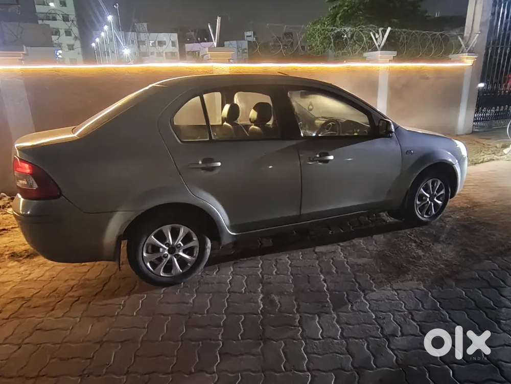 Ford Fiesta Classic 2014 Petrol L Premium Sedan I Excellent Condition.