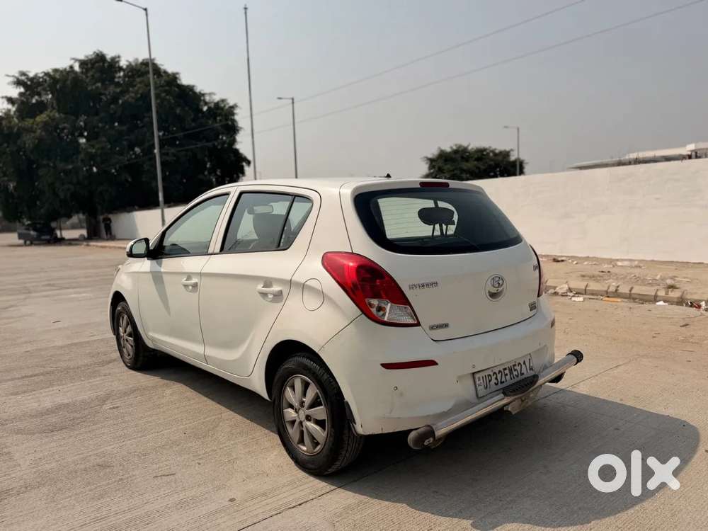Hyundai I20 Sportz 1.4 Crdi 6 Speed Bs-iv, 2014, Diesel