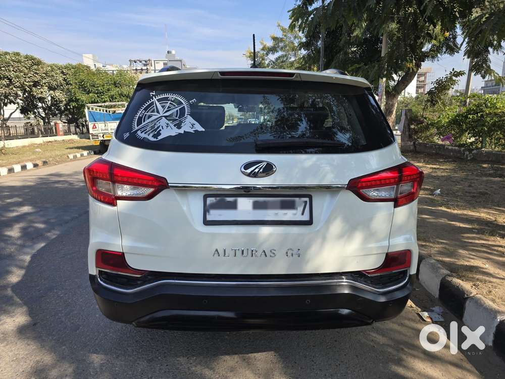 Mahindra Alturas G4 4x2 At, 2019, Diesel