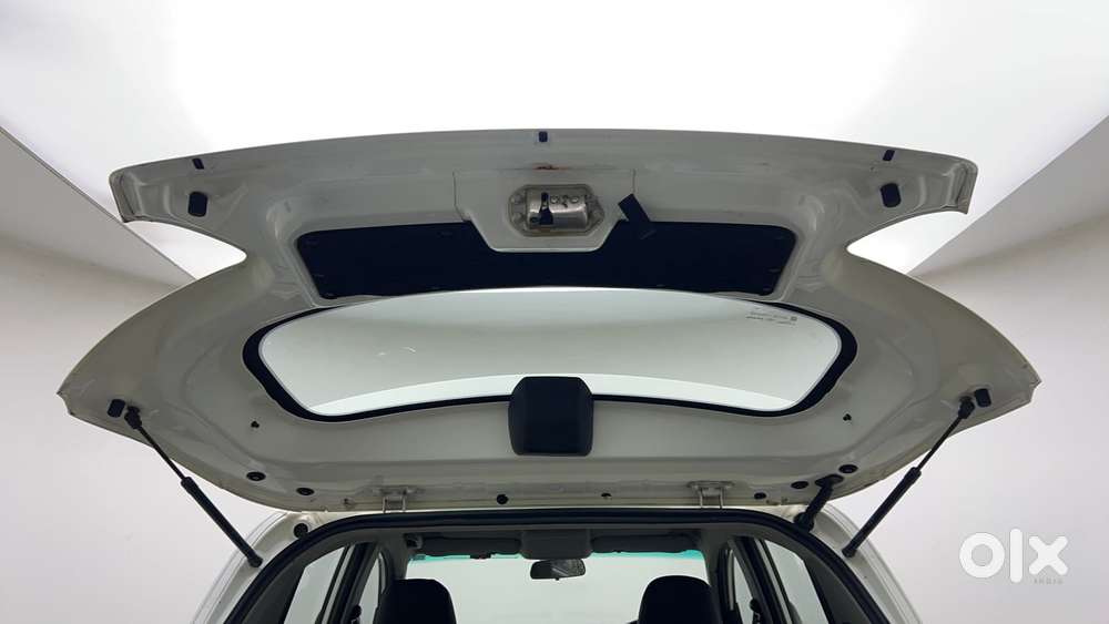 Mahindra Kuv 100 Mfalcon G80 K4, 2017, Petrol
