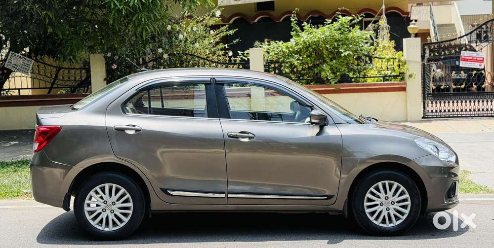 Maruti Suzuki Swift Dzire Zxi + Amt, 2021, Petrol