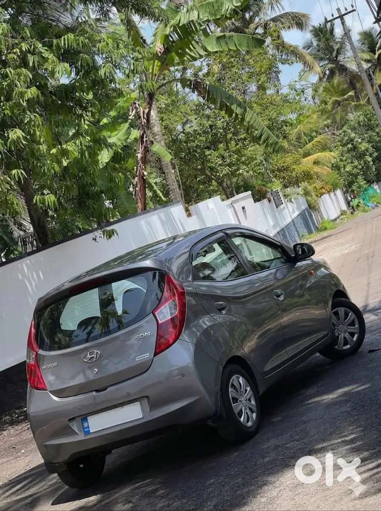 Hyundai Eon 2012 Petrol Well Maintained