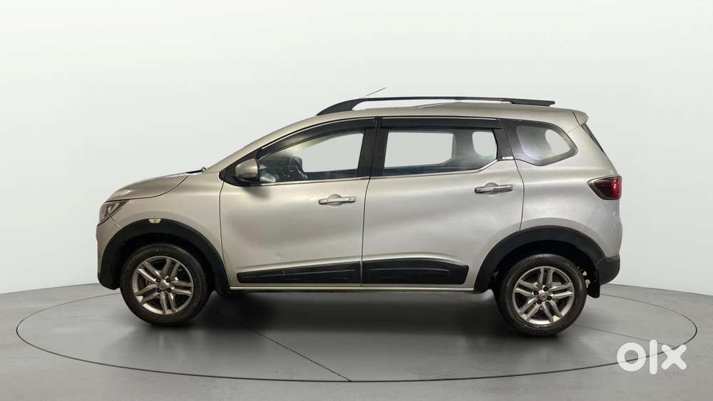 Renault Triber Rxz, 2021, Petrol