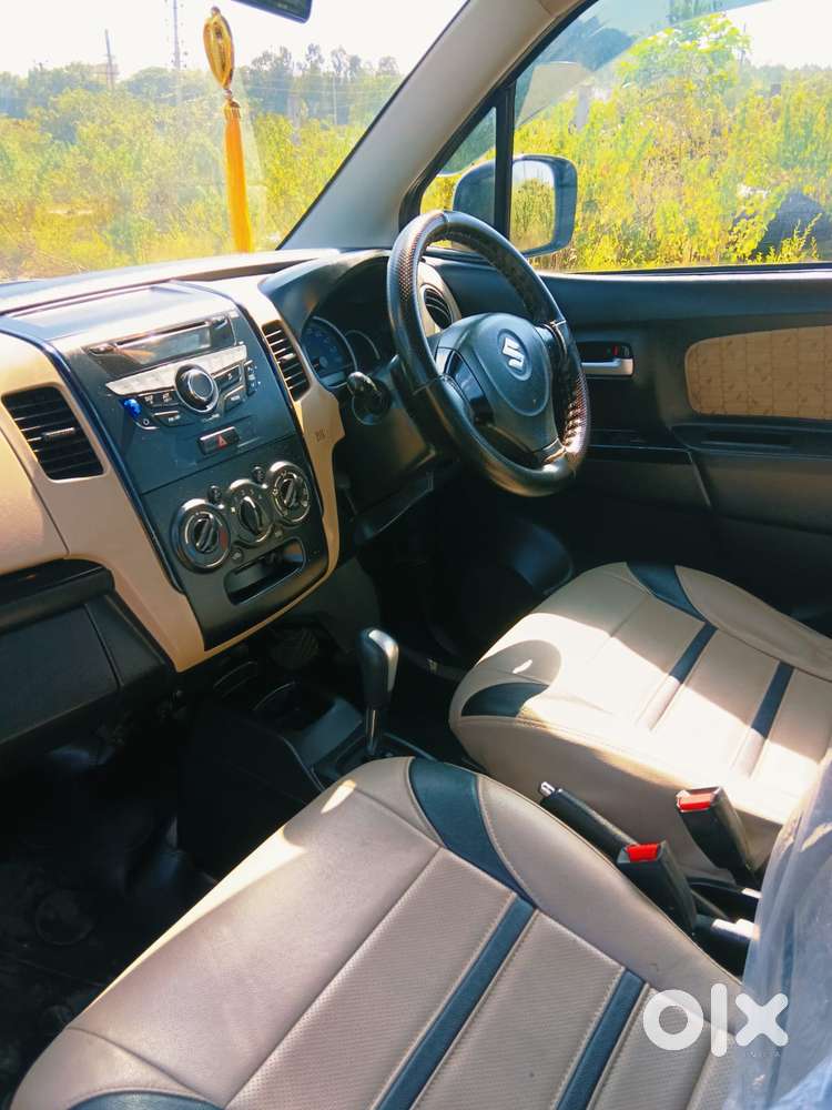 Maruti Suzuki Wagon R Vxi Amt1.2, 2017, Petrol