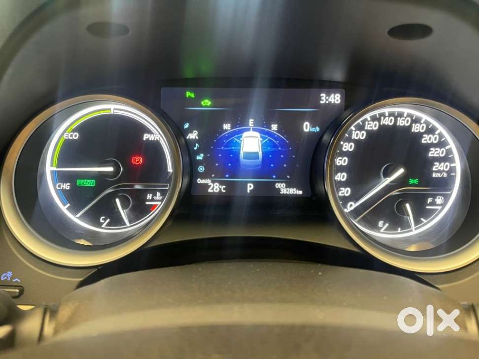 Toyota Camry Hybrid, 2019, Petrol