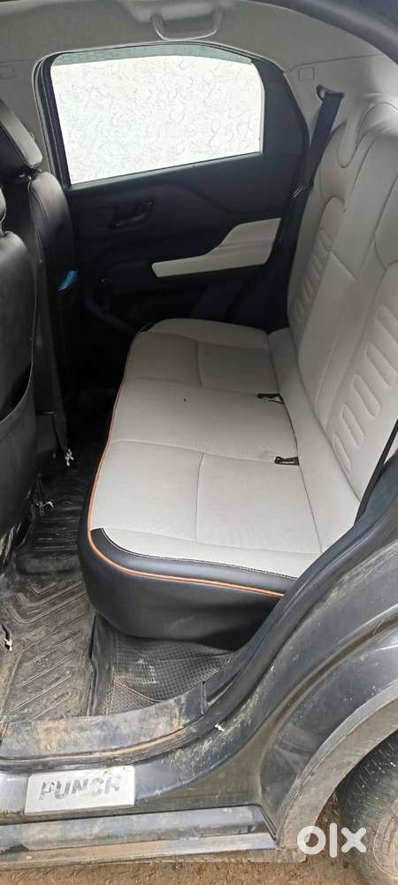 Tata Punch Pure 2025
