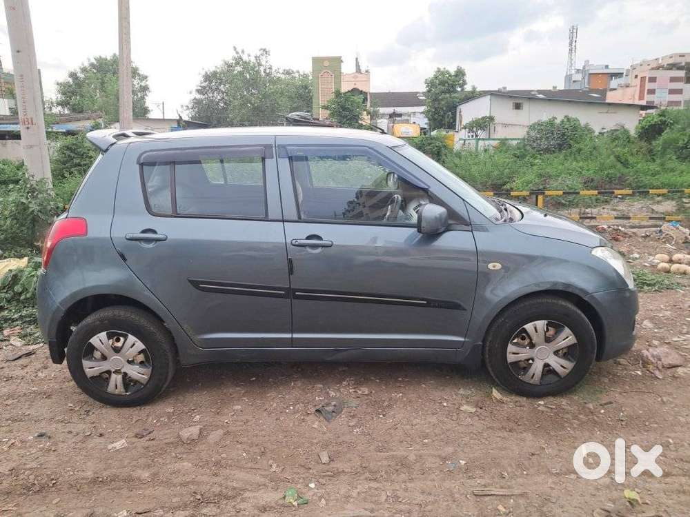 Maruti Suzuki Swift Vxi + Manual, 2009, Petrol