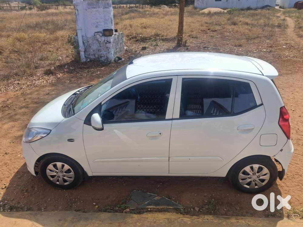 Hyundai I10 Sportz, 2011, Petrol