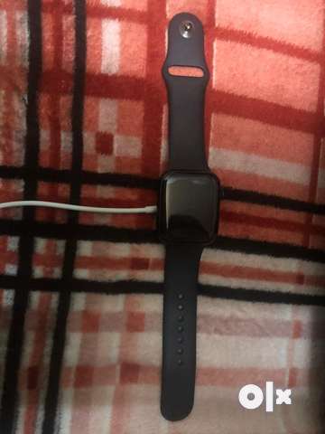 Broken apple discount watch for sale