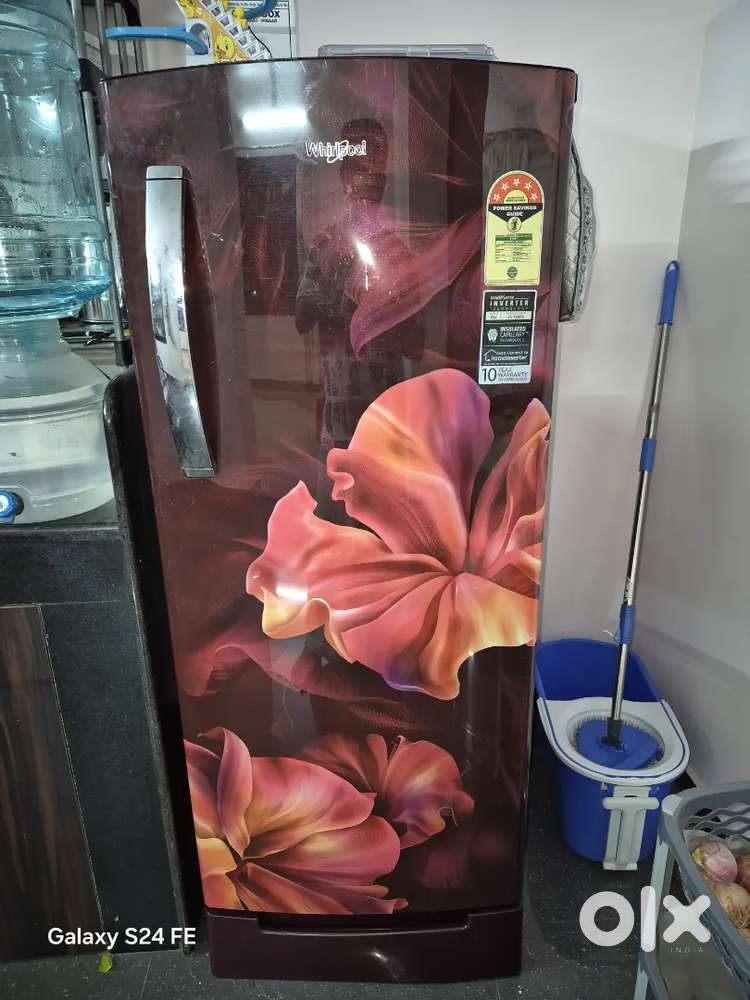 Whirlpool Single door fridge (5 Star Rating).