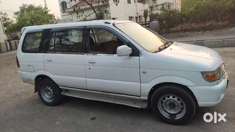 Chevrolet Tavera 9 Seater 2009