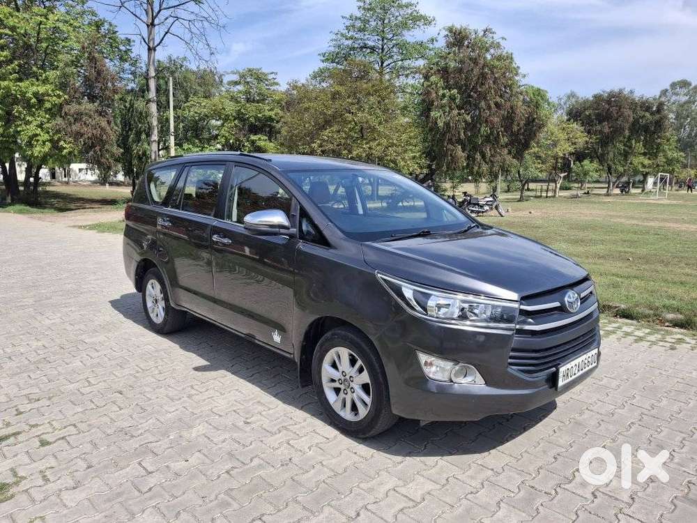 Toyota Innova Crysta [2016-2020] 2.4 Gx At 8 Str, 2018, Diesel