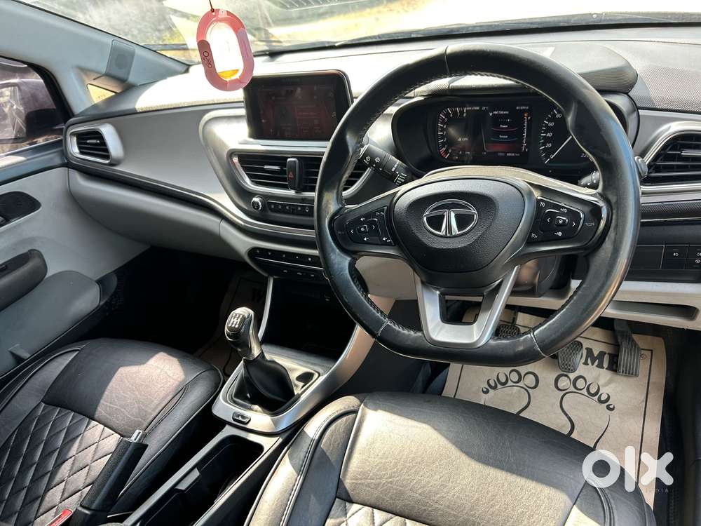 Tata Altroz 1.2 Xz (o), 2021, Petrol