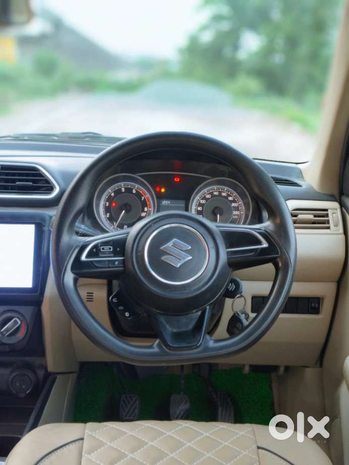 Maruti Suzuki Dzire 1.2 Vxi, 2022, Petrol