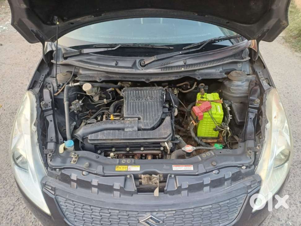 Maruti Suzuki Swift Lxi Optional-o, 2017, Petrol