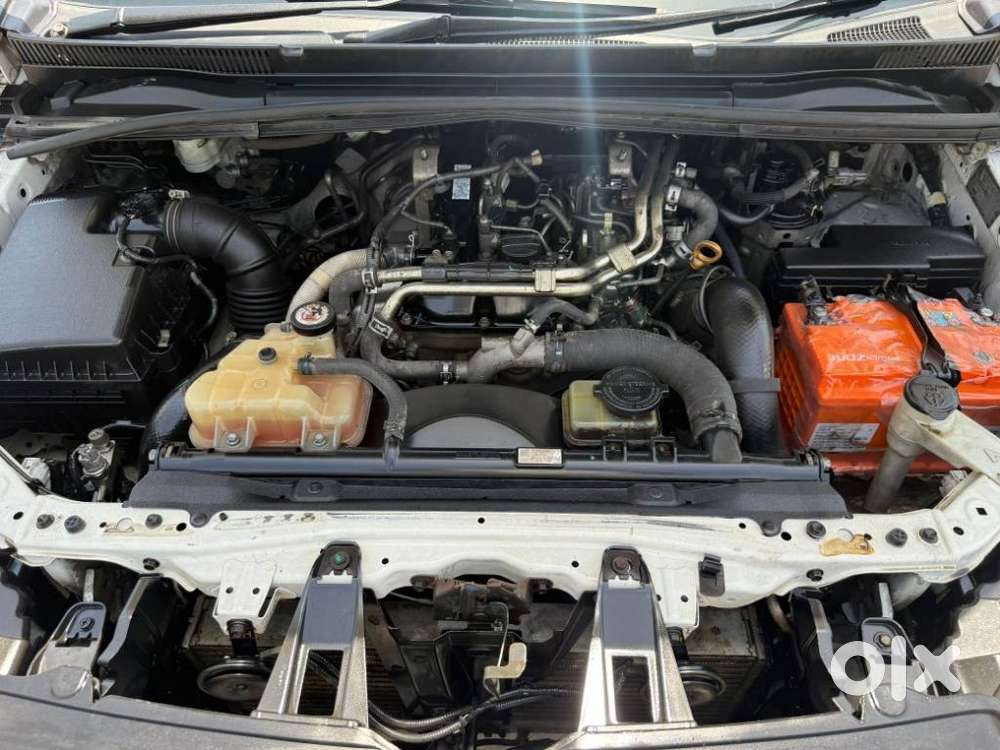 Toyota Innova Crysta 2.4 V 8 Str, 2017, Diesel