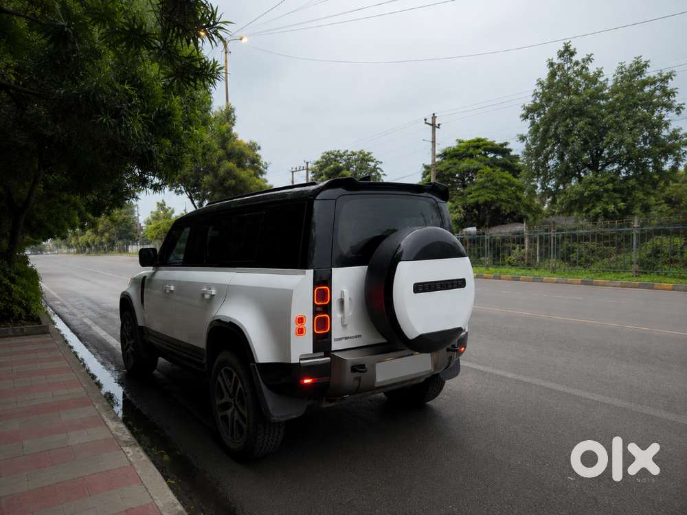 Defender 110 7 Seater