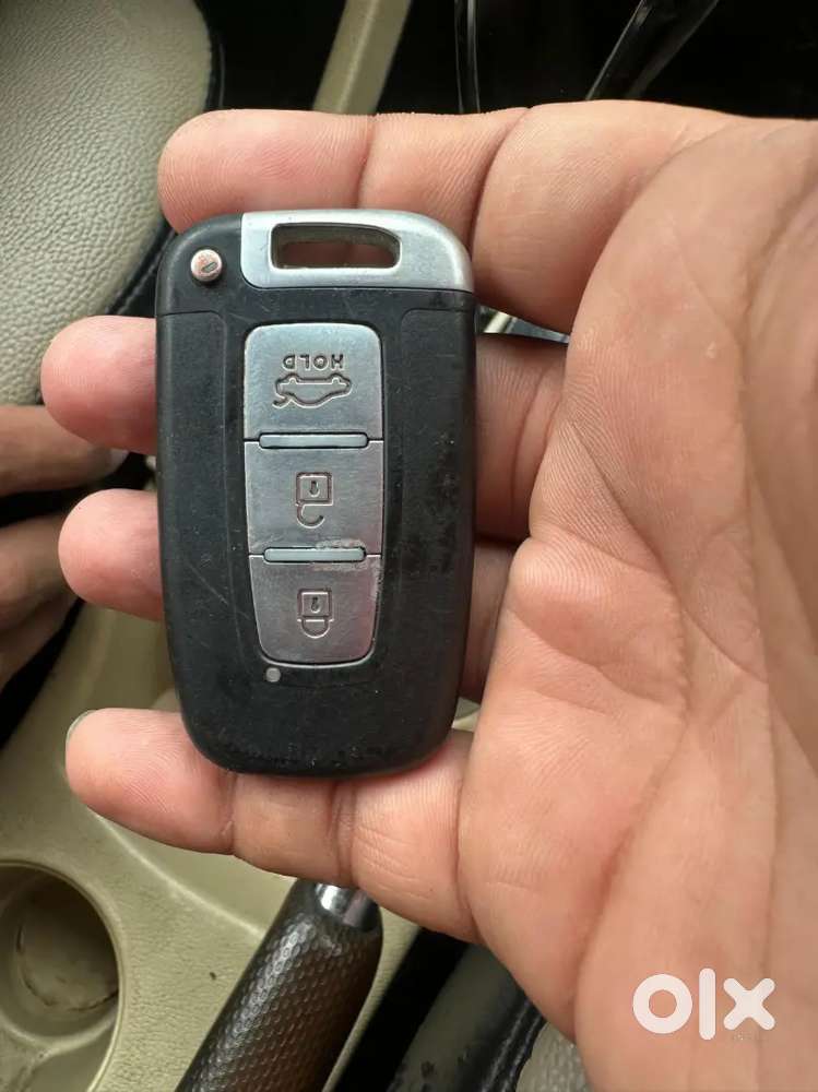 Hyundai Verna 2011 Petrol Good Condition Petrol + Cng