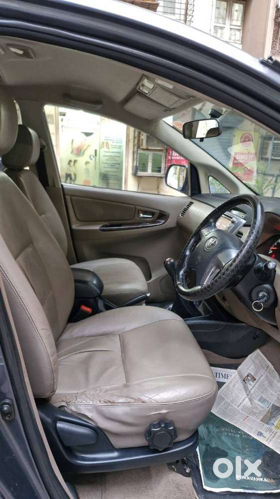 Toyota Innova 2.5 Z Diesel 7 Seater, 2015, Diesel