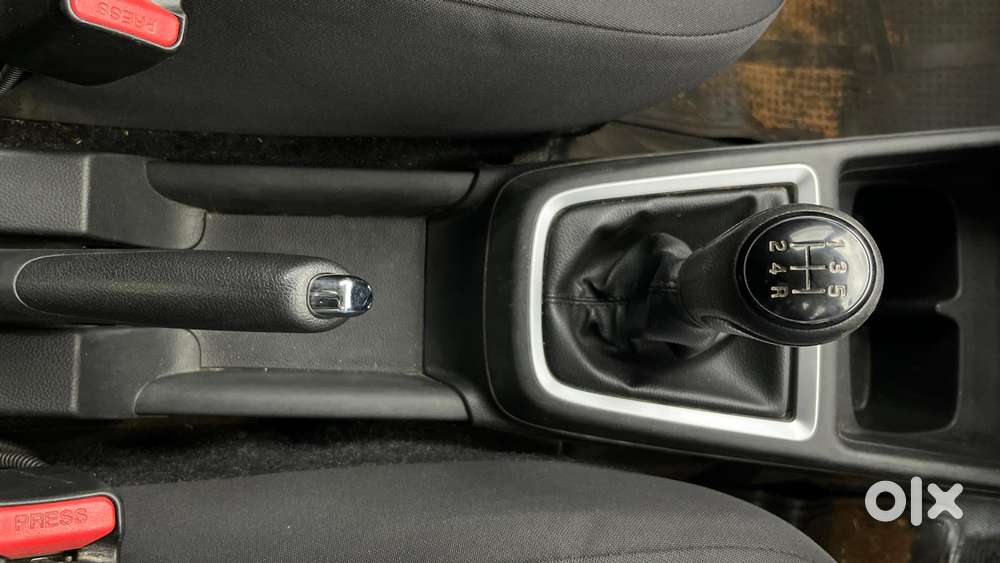 Maruti Suzuki Swift Vxi, 2021, Petrol