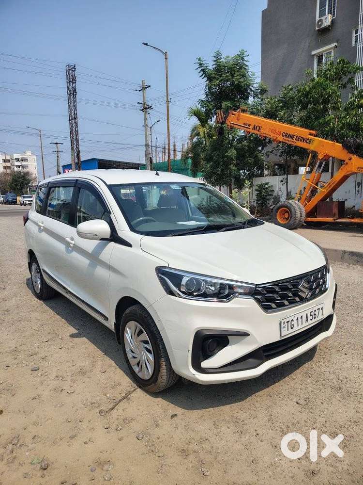 Maruti Suzuki Ertiga 2022-2023 Vxi Cng, 2024, Petrol