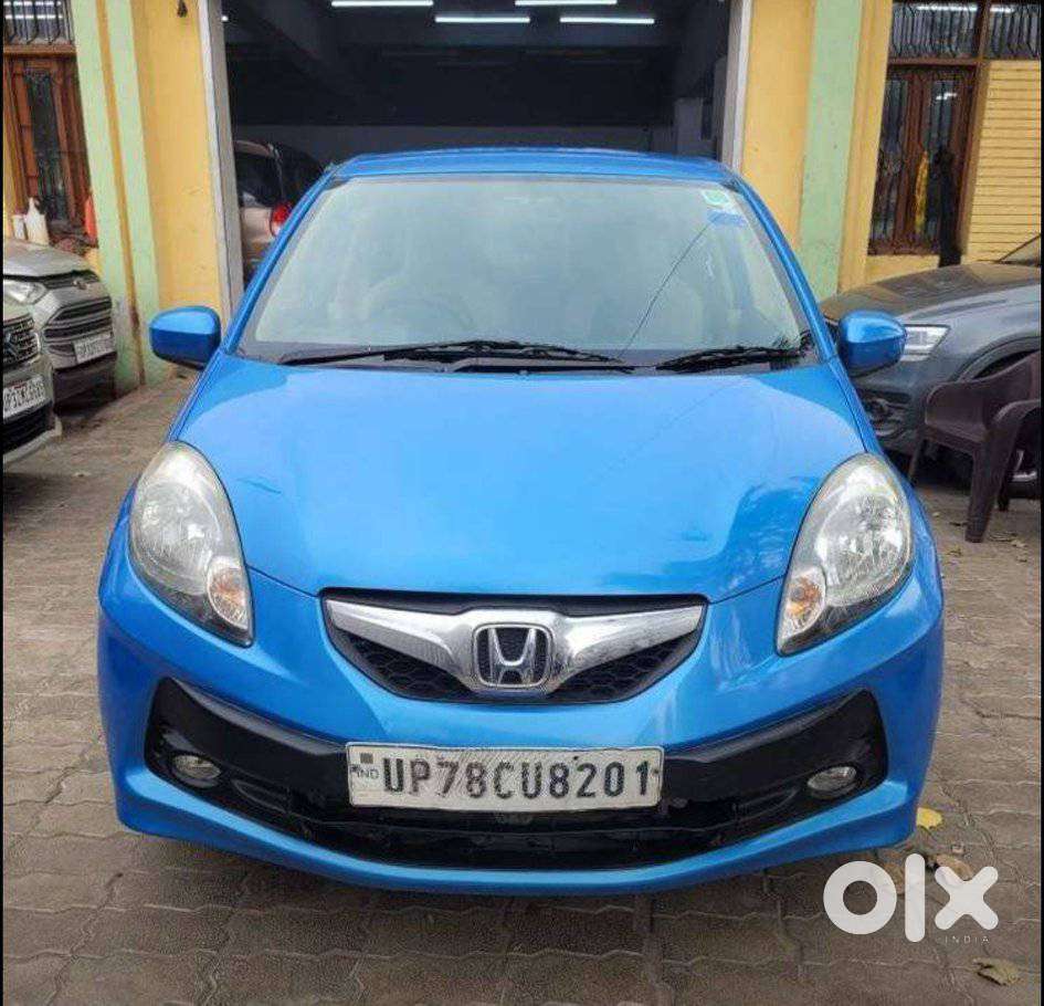 Honda Brio V Mt, 2012, Petrol