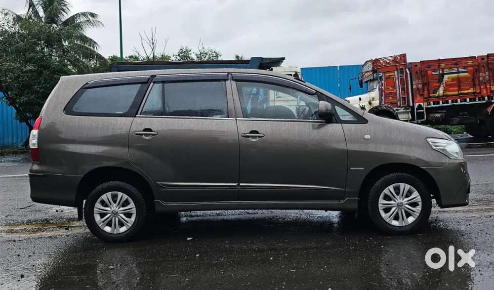 Toyota Innova Diesel 2015