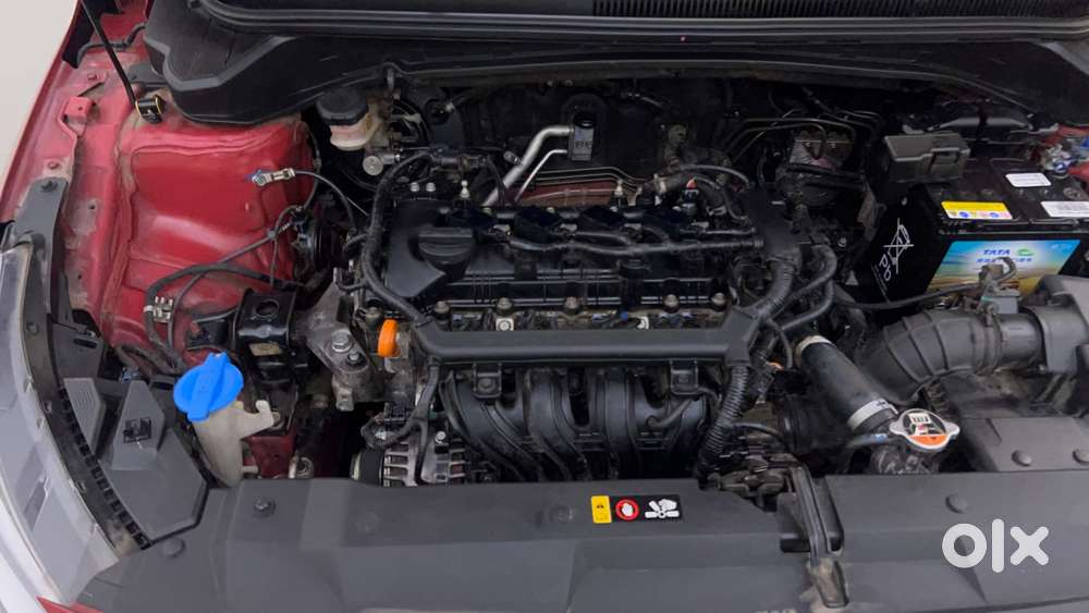 Hyundai New I20 1.2 Asta (o) Ivt, 2023, Petrol