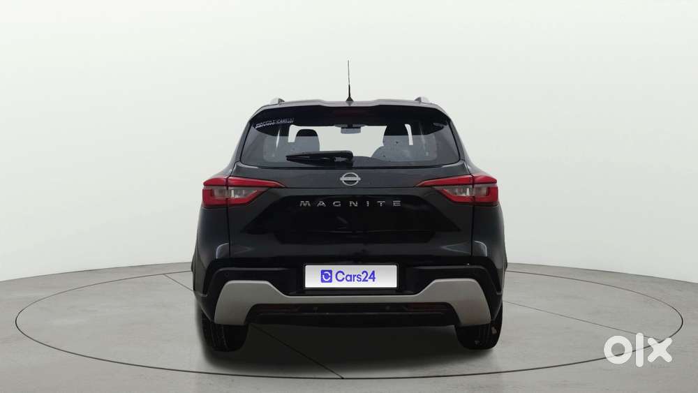 Nissan Magnite 1.0 Xv Premium, 2021, Petrol