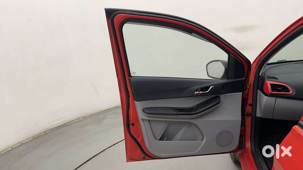 Tata Tiago 1.2 Revotron Xz Plus, 2020, Petrol