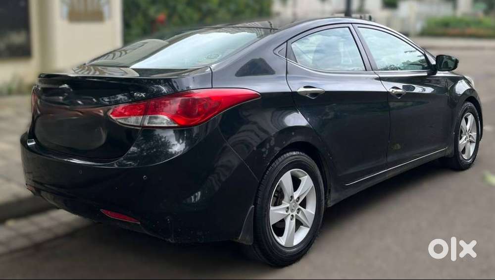 Hyundai Elantra 2014 Petrol 75000 Km Driven